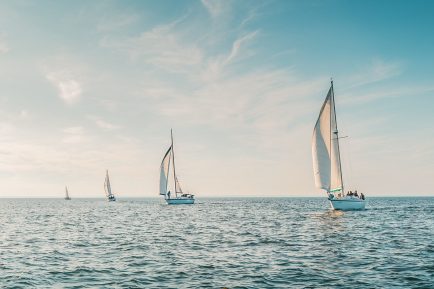 Voiliers sur le Fleuve Saint-Laurent à Rimouski