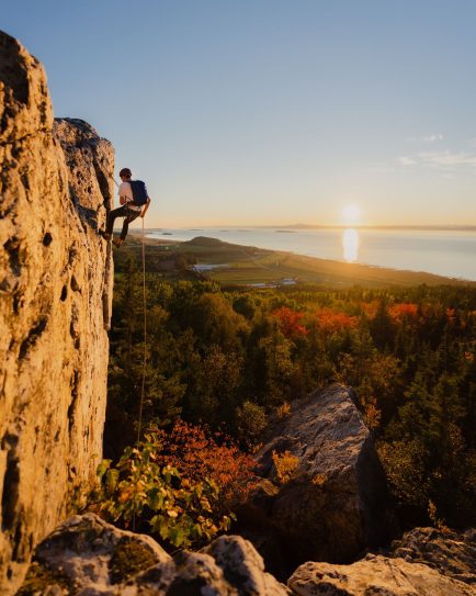 Falaise d'escalade, SEBKA, à Saint-André-de-Kamouraska