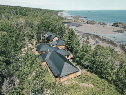 L'île aux Lièvres, Société Duvetnor